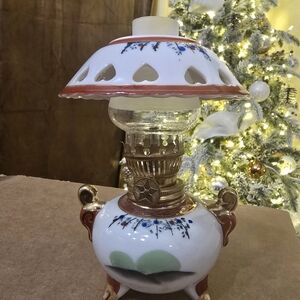 Vintage Heart Cutout Table Lamp